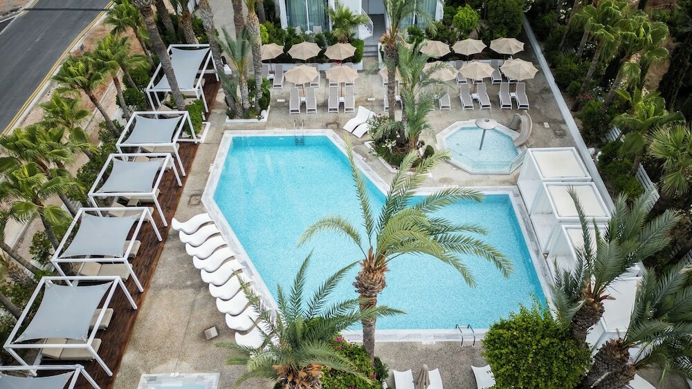 Фото Margadina Lounge Hotel