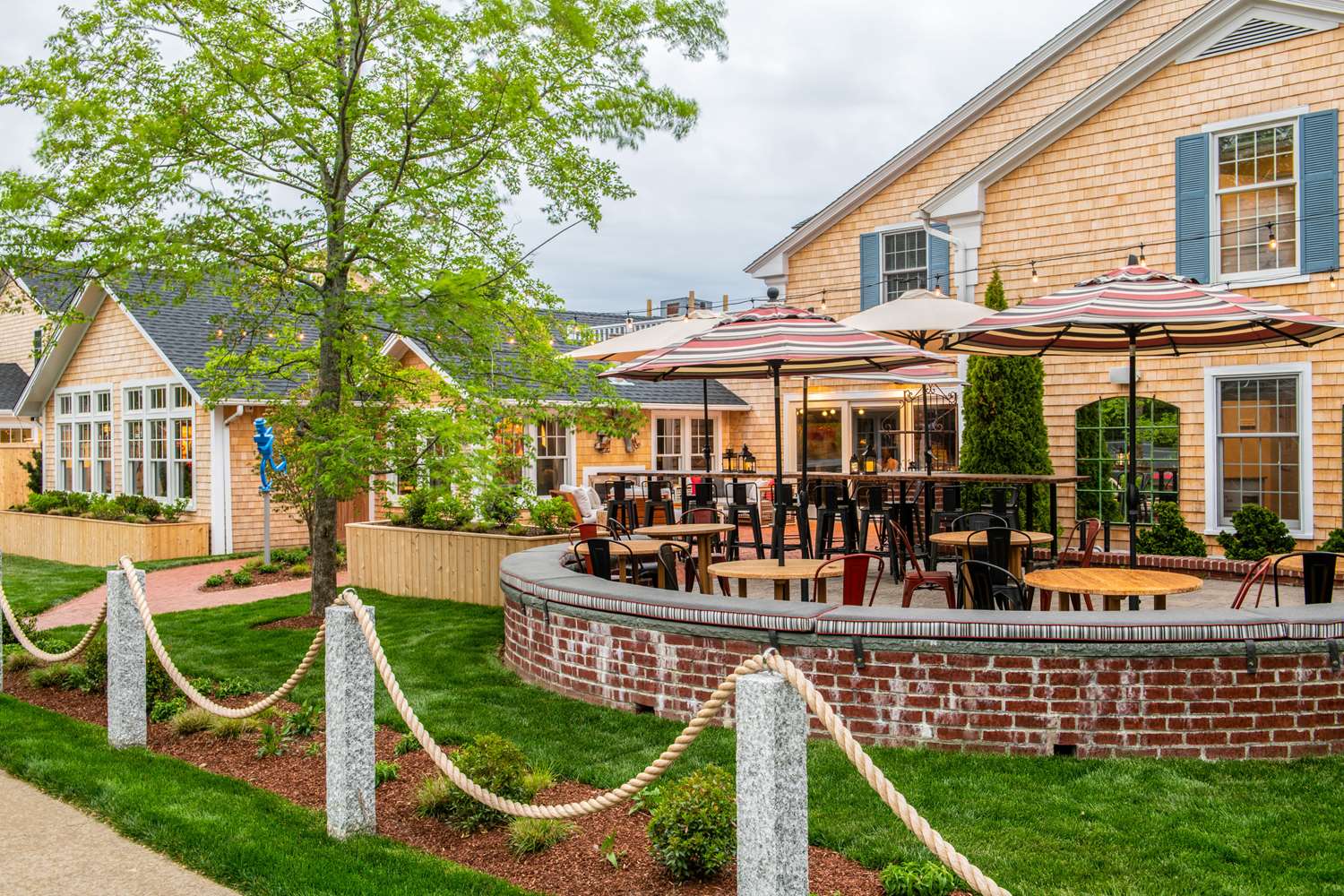 Фото Edgar Hotel Martha's Vineyard, Ascend Hotel Collection