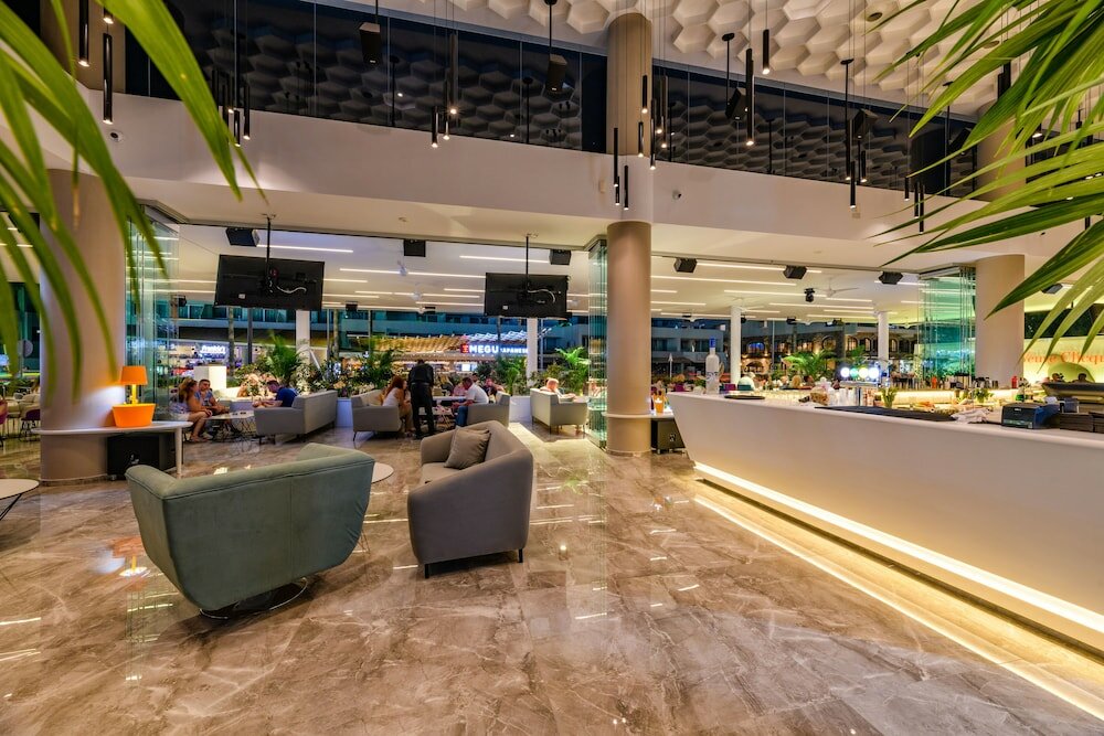 Фото Tasia Maris Seasons