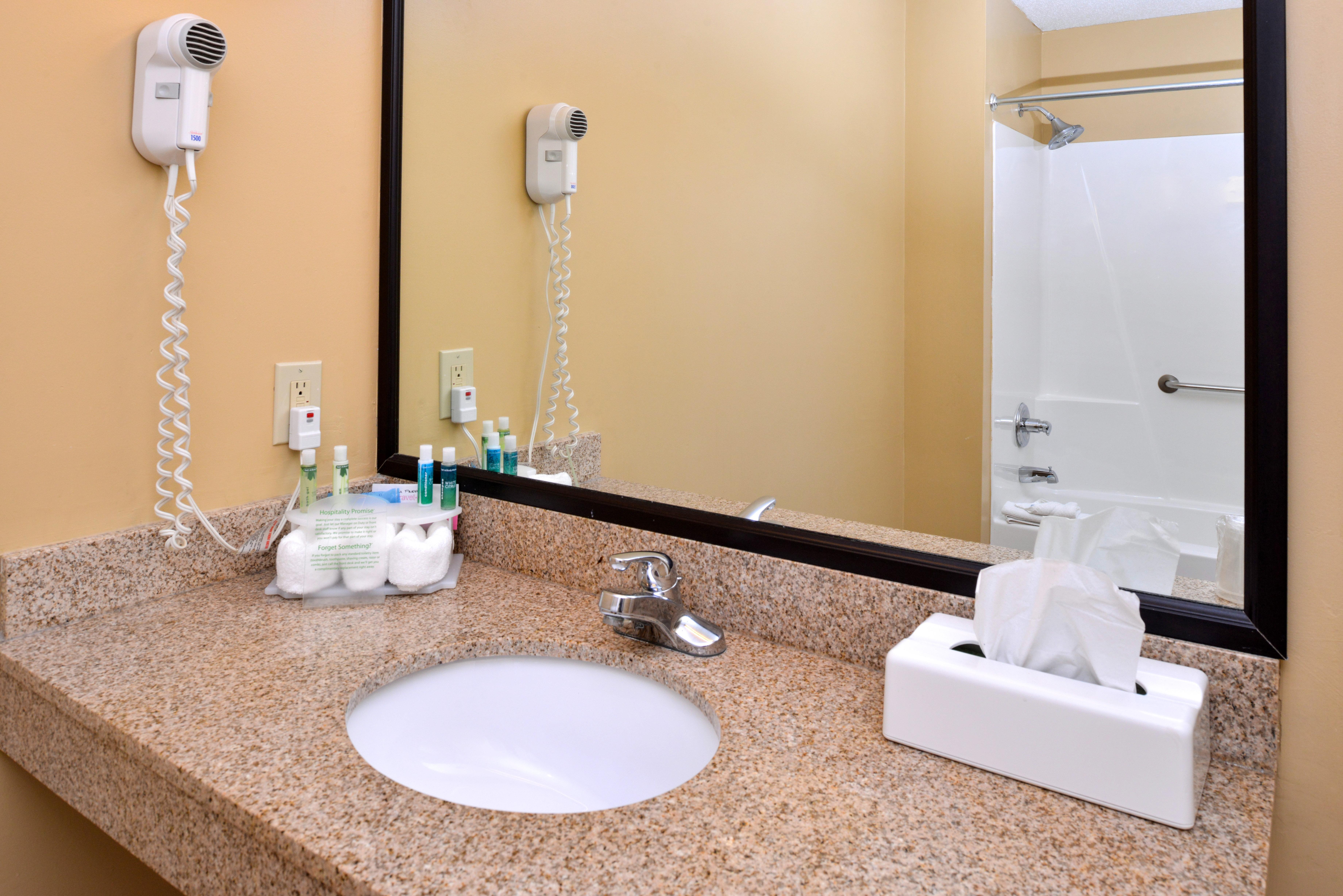 Фото Country Inn & Suites by Radisson, Benton Harbor-St. Joseph, Mi