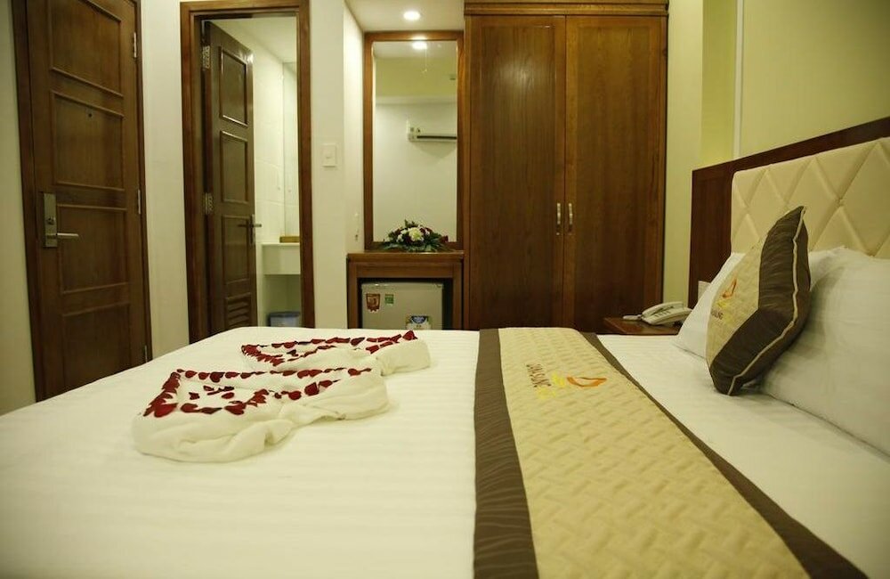 Фото Dana Sailing Hotel