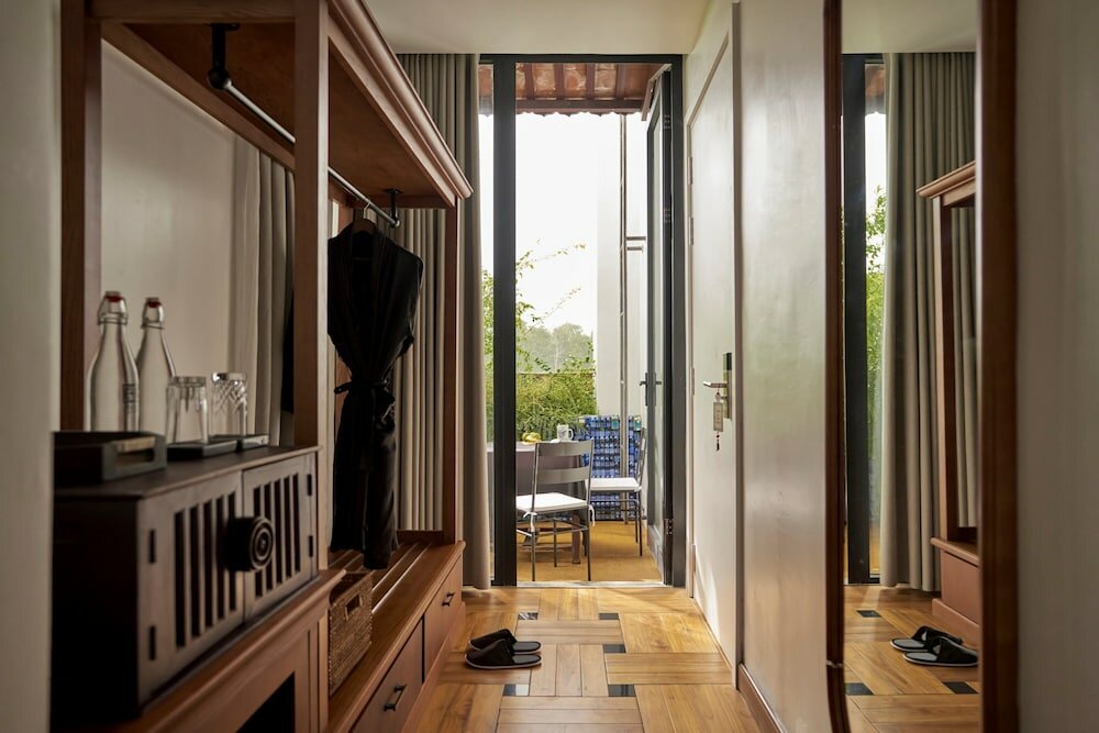 Фото ANhill Boutique