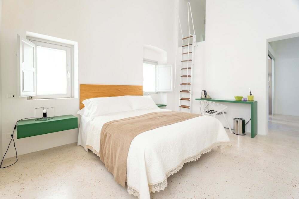 Фото Donna Domenica Boutique Suites