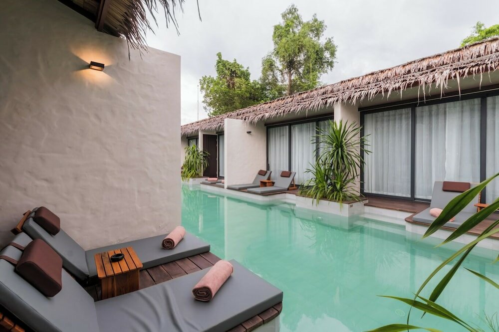 Фото The Flow Samui Beach Resort