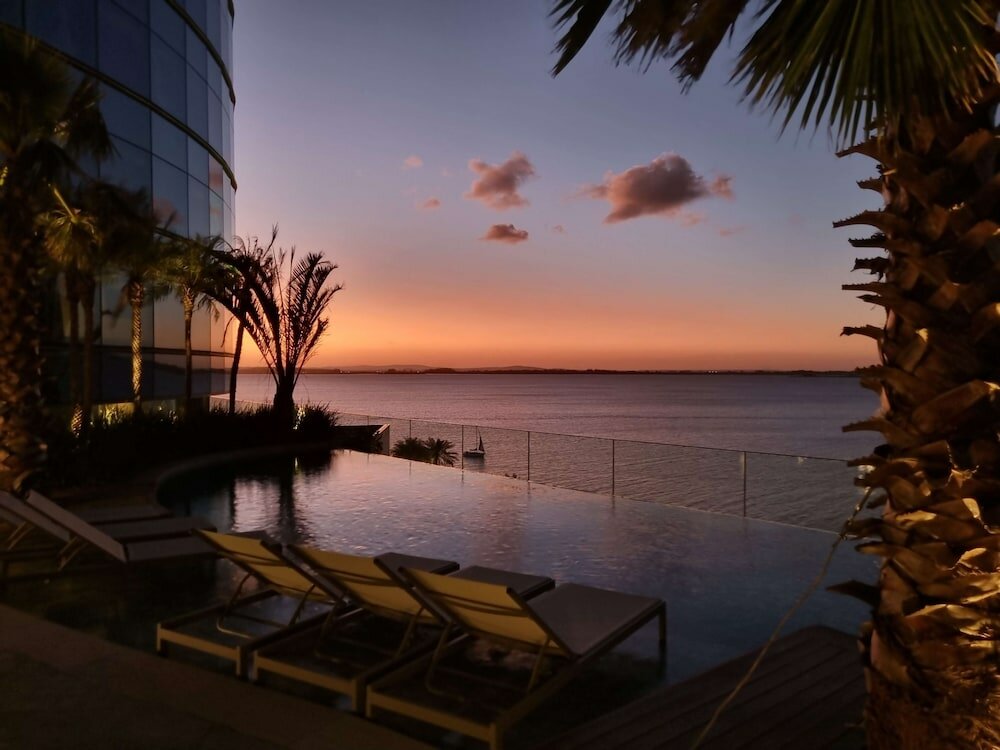 Фото DoubleTree by Hilton Porto Alegre
