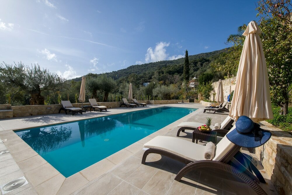 Фото Serenity River Villa