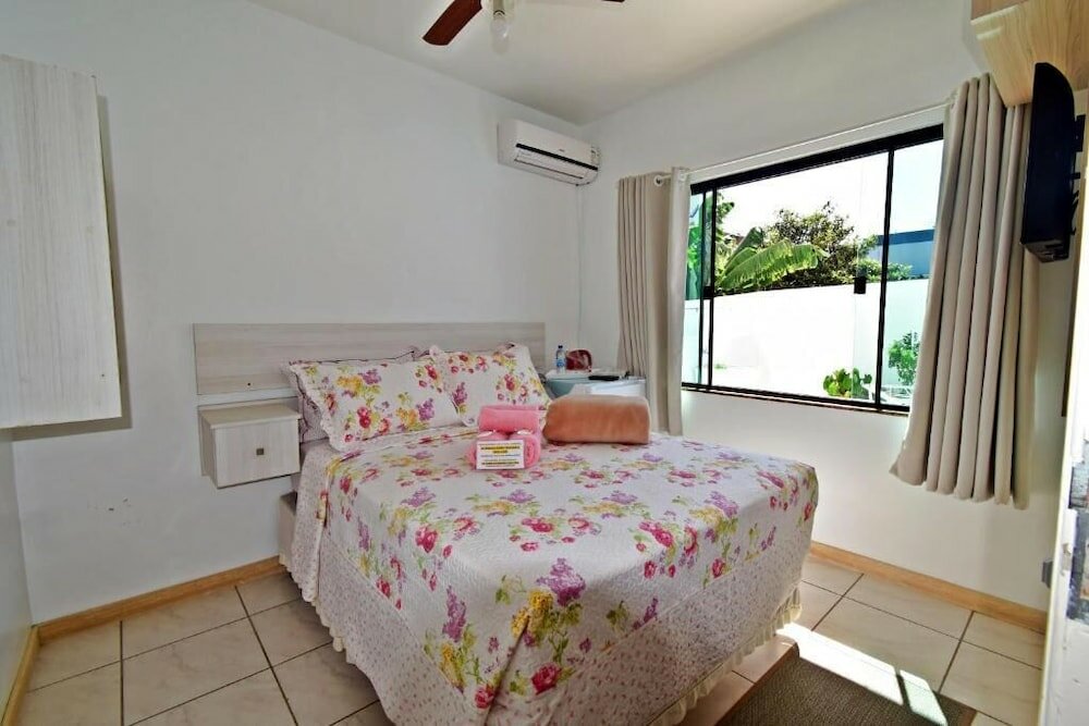 Фото Pousada Enseada dos Golfinhos