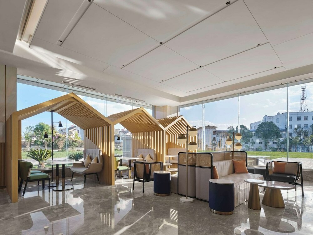 Фото Hilton Garden Inn Kunming Dianchi