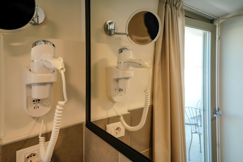 Фото Bergamo Inn 15