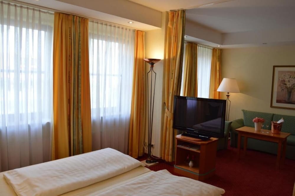 Фото Arkaden Hotel