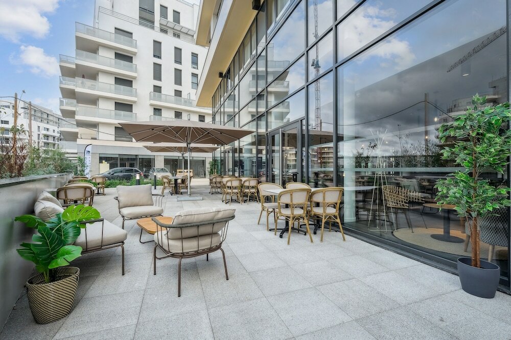 Фото All Suites Appart Hotel Paris Ouest Colombes