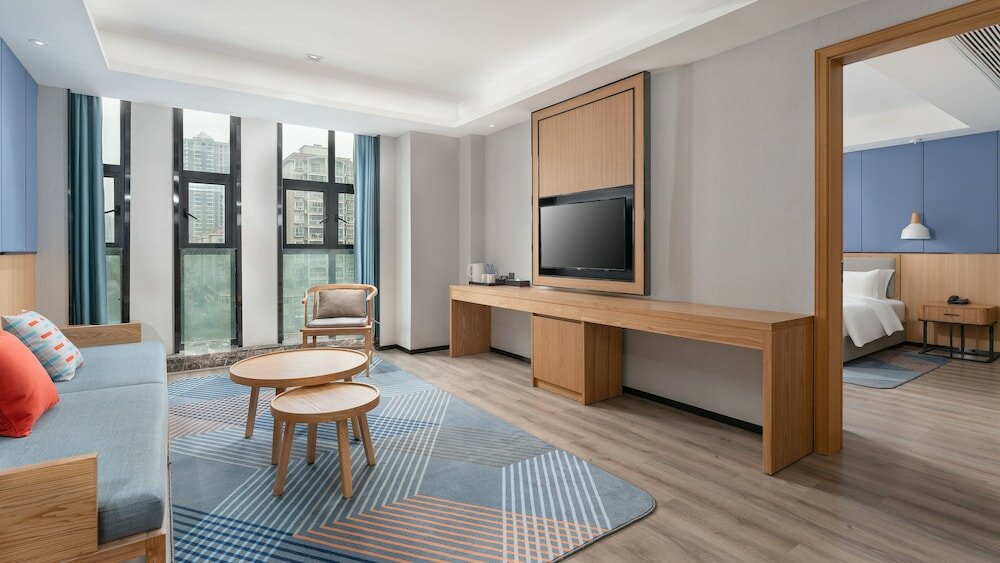 Фото Holiday Inn Express Huangshi Cihu Lake, an Ihg Hotel