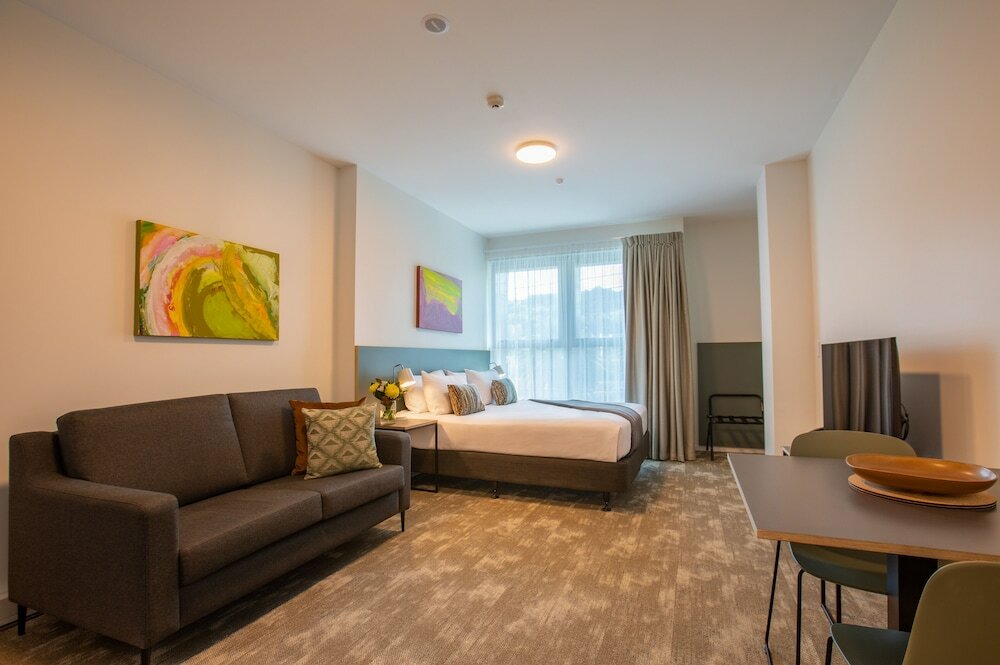 Фото Sojourn Apartment Hotel - Riddiford