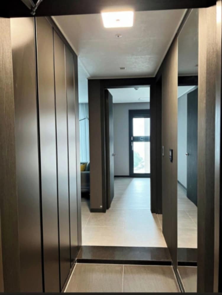 Фото The Bayment Residence