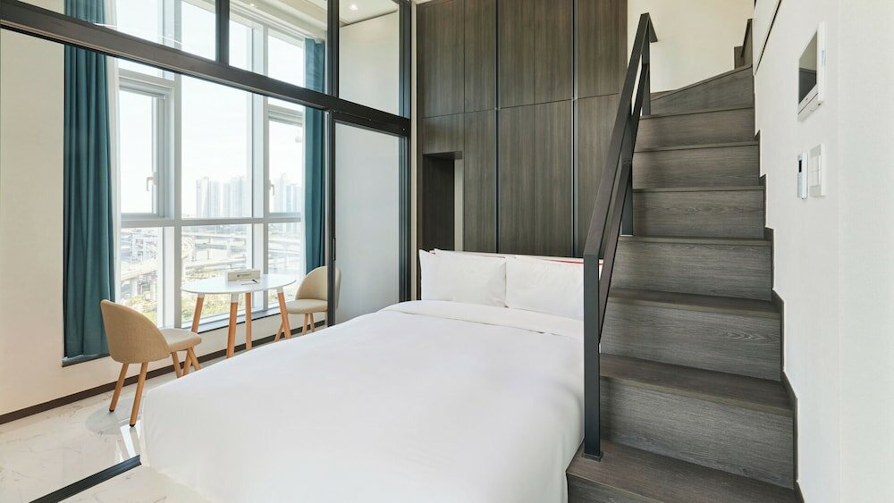 Фото Travelodge Suites Busan Centum