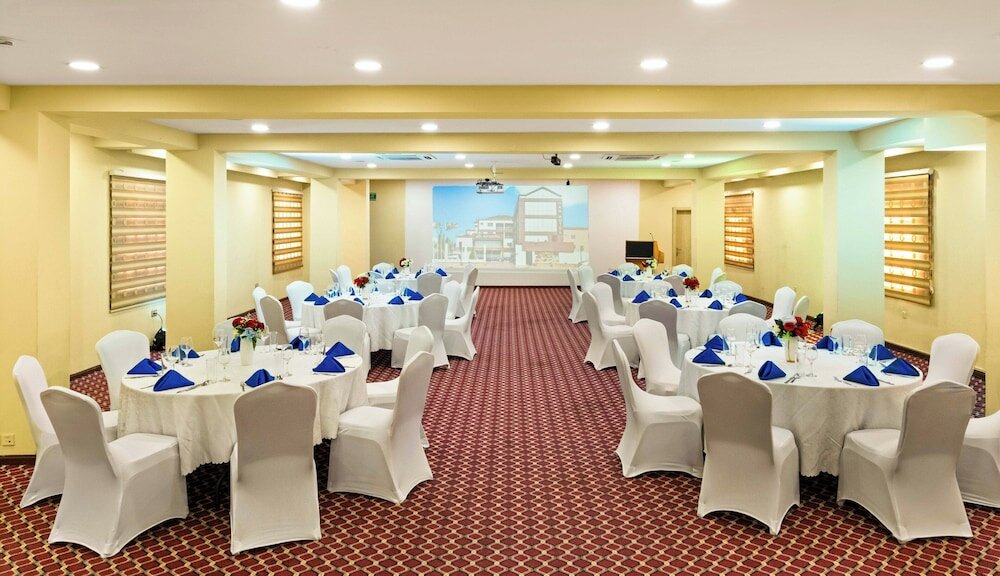 Фото Ah Hotel & Conference