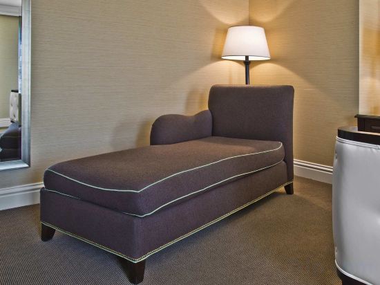 Фото The Raphael Hotel, Autograph Collection