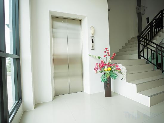 Фото The Viewpoint Hotel