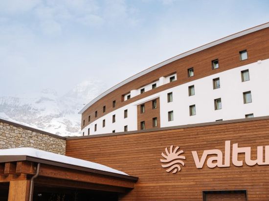 Фото Valtur Cervinia Cristallo Ski Resort