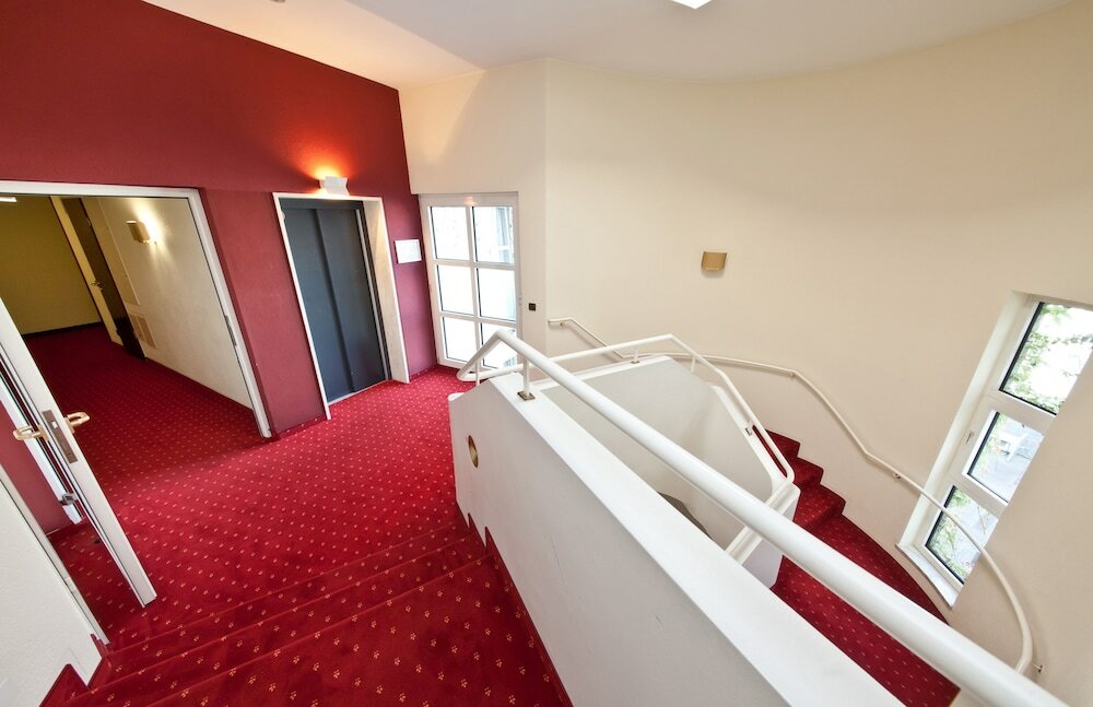 Фото Novum Hotel New Madison Düsseldorf Hauptbahnhof