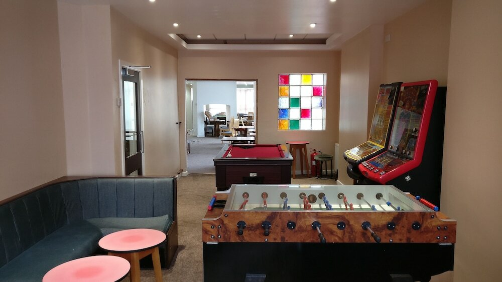 Фото The Lawton Hotel