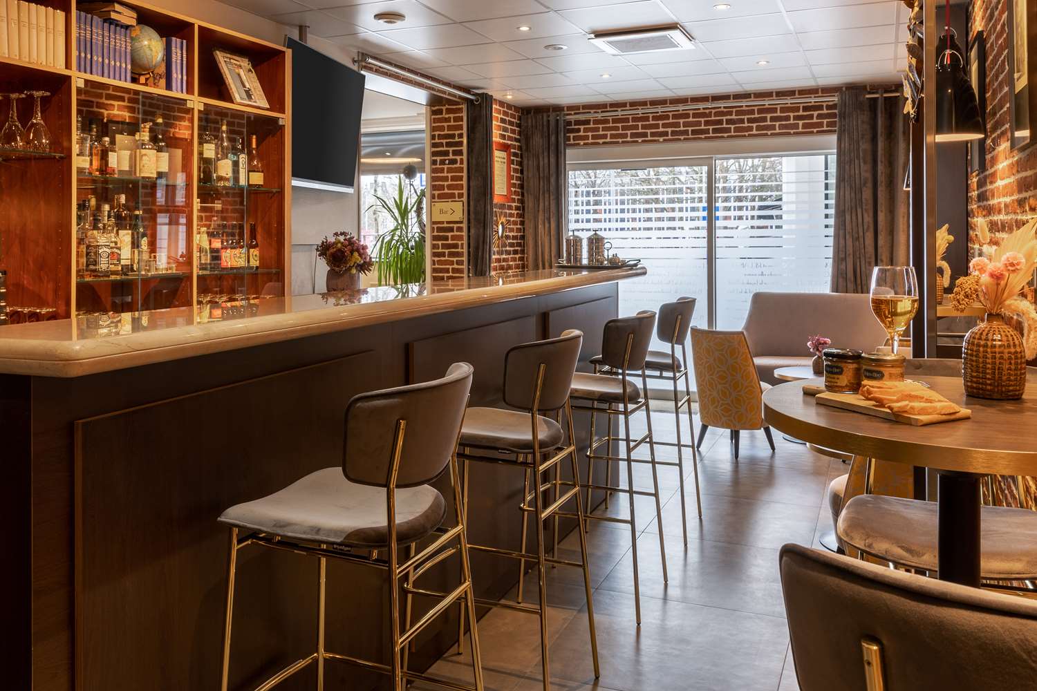 Фото Best Western Royal Hotel Caen