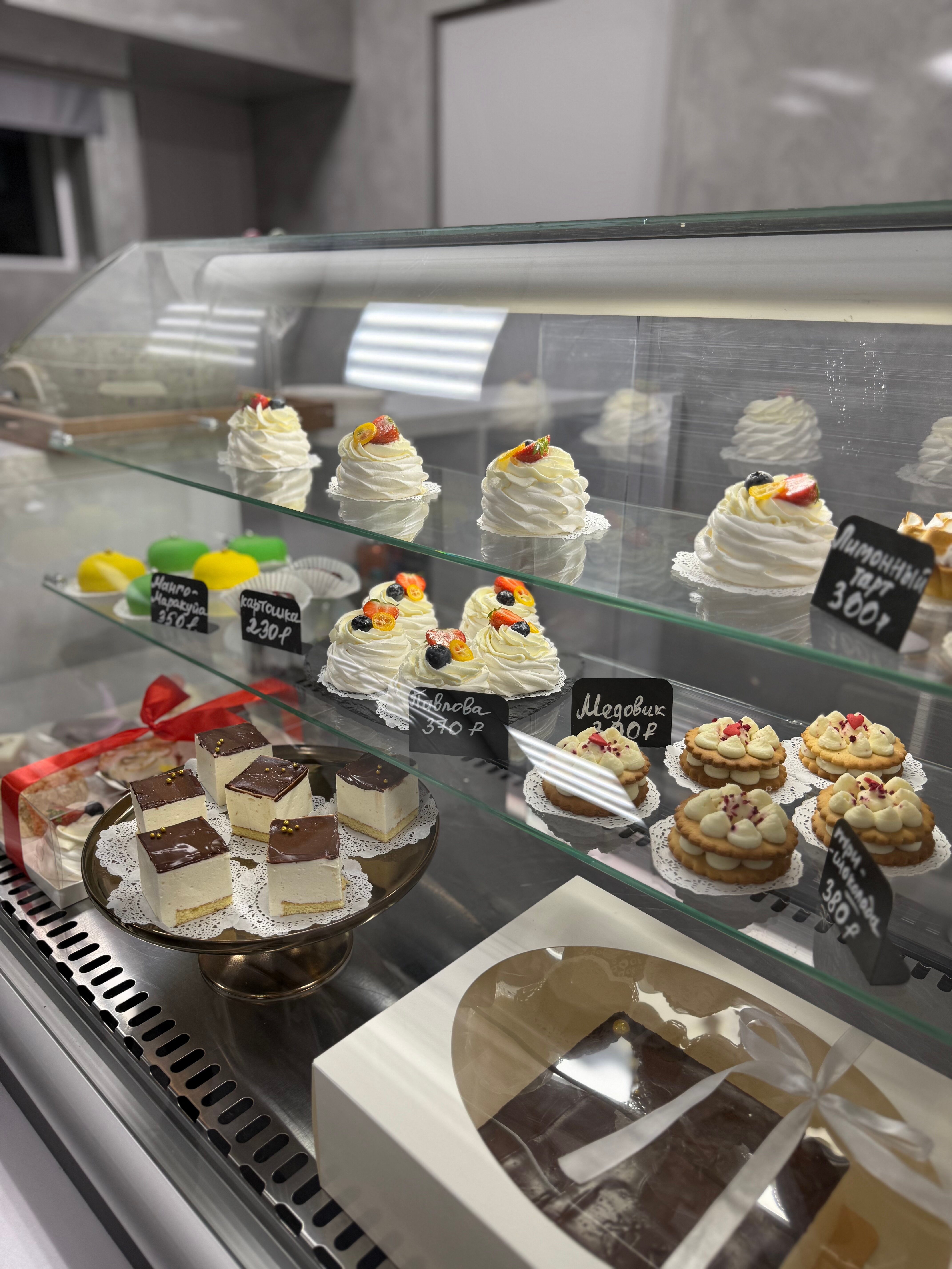 Фото Оп-арт-отель Летняя