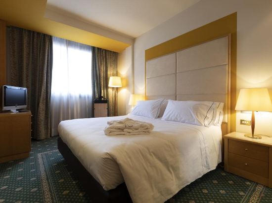 Фото City Life Hotel Poliziano, by R Collection Hotels