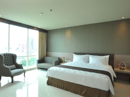 Фото Aria Centra Hotel Surabaya