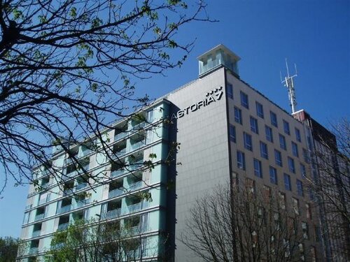 Внешний вид отеля Zinema7 в Доностия-Сан-Себастьяне, фото 5