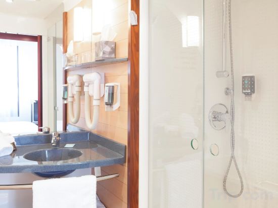 Фото Novotel Suites Nancy Centre