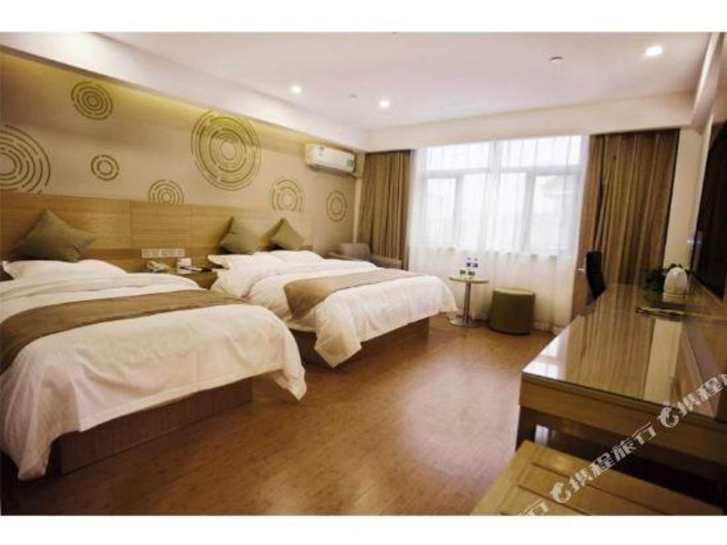 Фото GreenTree Inn Anhui Suzhou Si District Bianhe Avenue Business Hotel