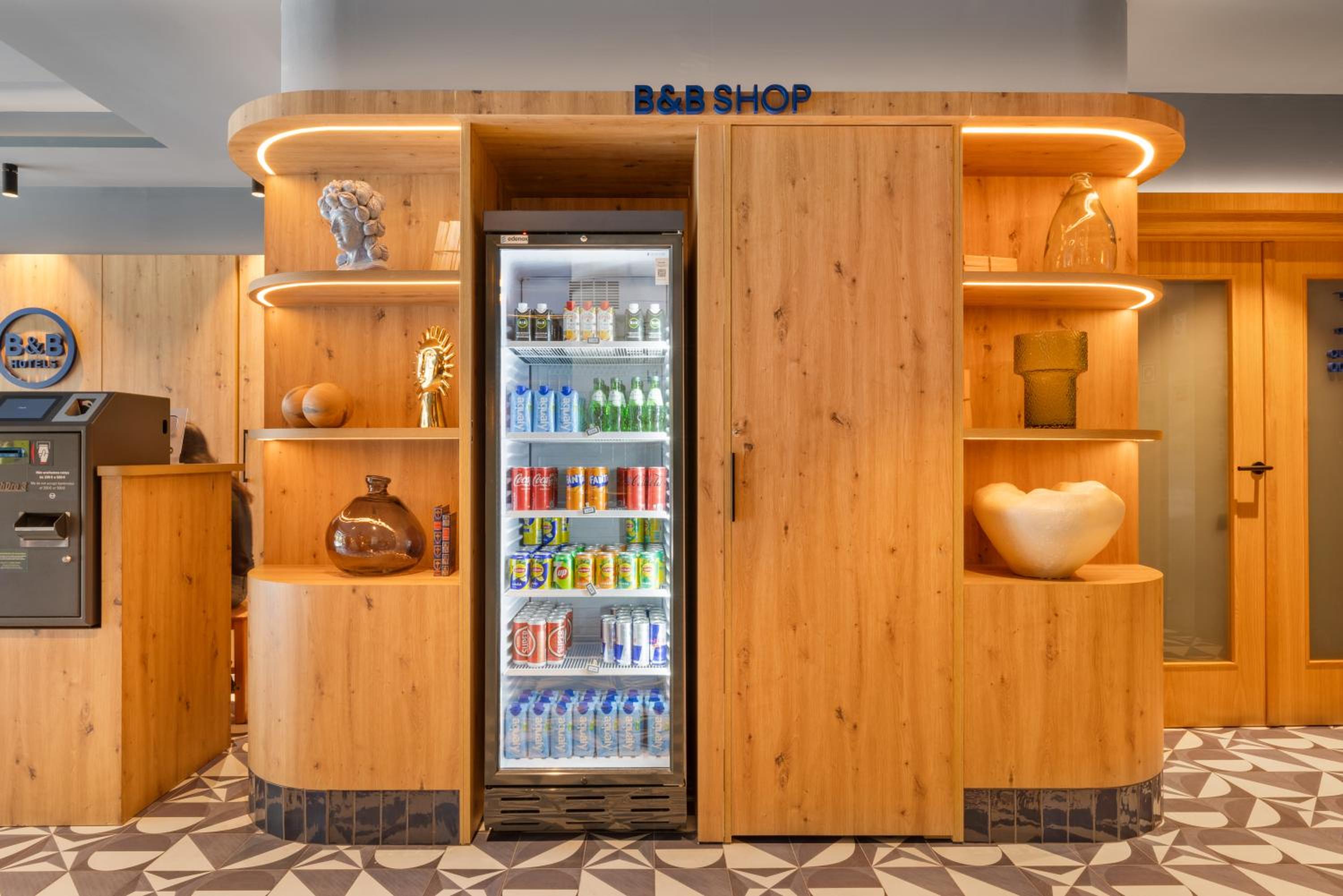 Фото B&B HOTEL Braga Lamaçaes