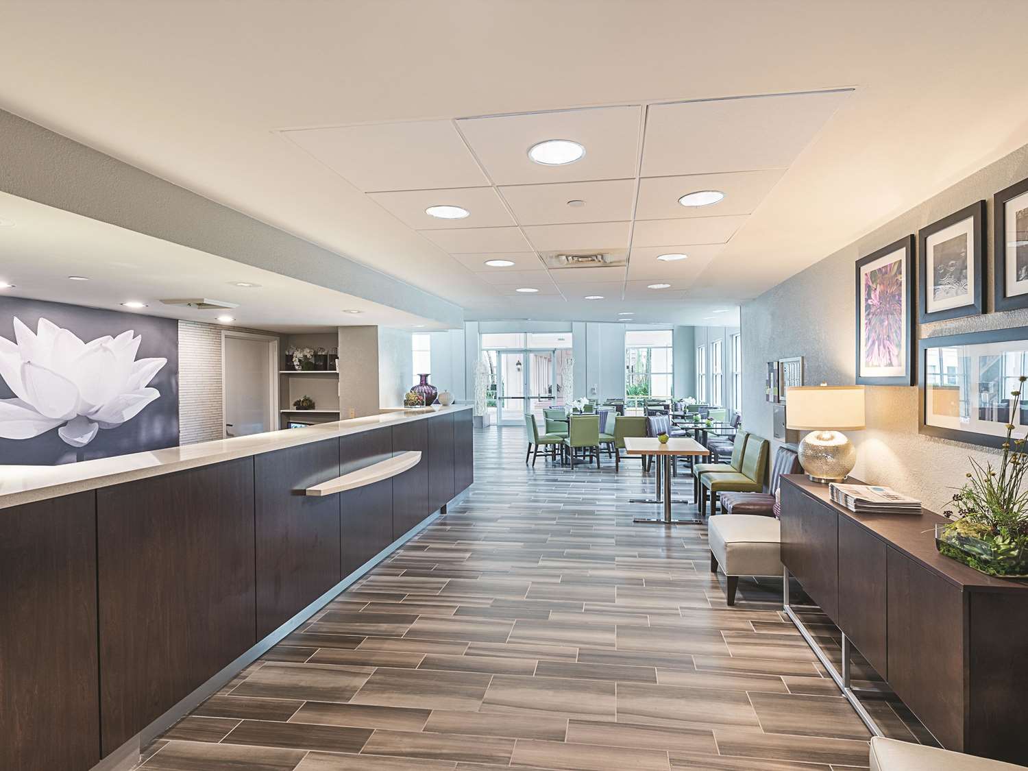 Фото La Quinta Inn & Suites by Wyndham Plantation at Sw 6th St