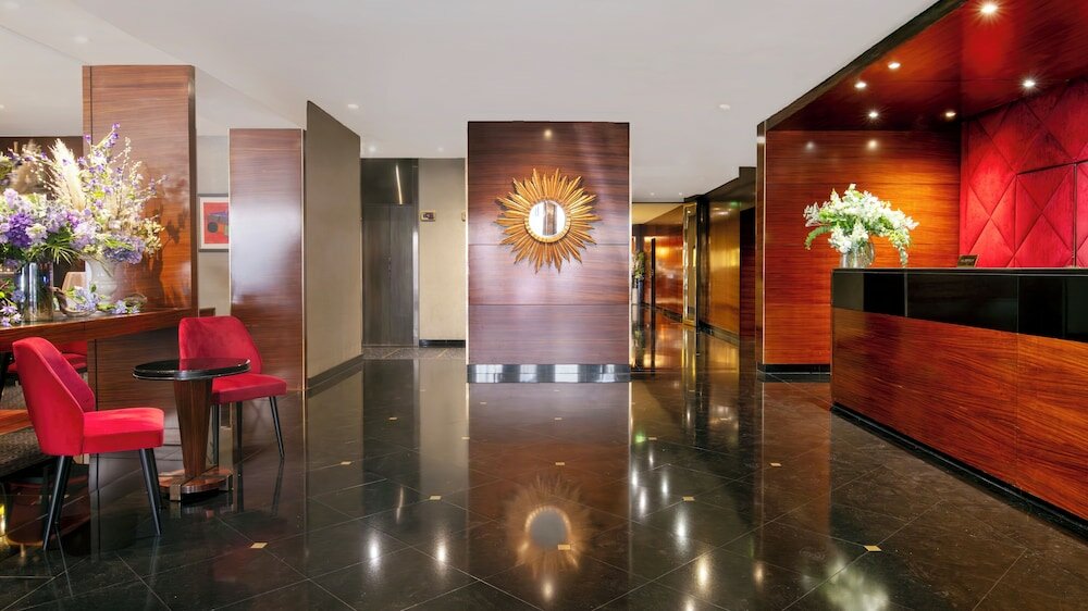 Фото Warwick Paris Champs-Elysees