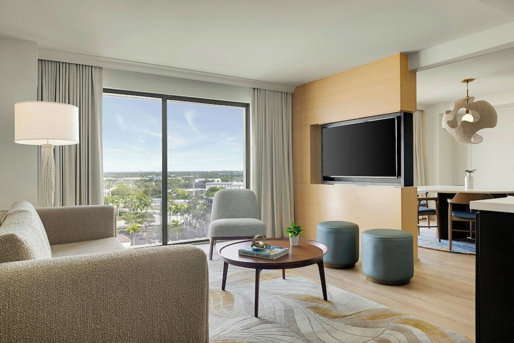 Фото Boca Raton Marriott at Boca Center