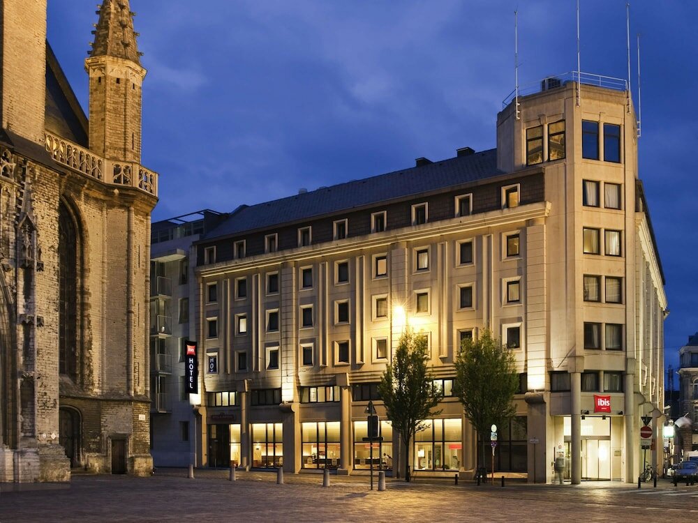 Фото Ibis Gent Centrum St-Baafs Kathedraal