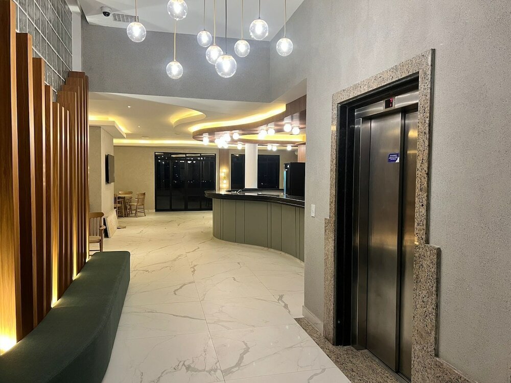 Фото Abbeville Hotel