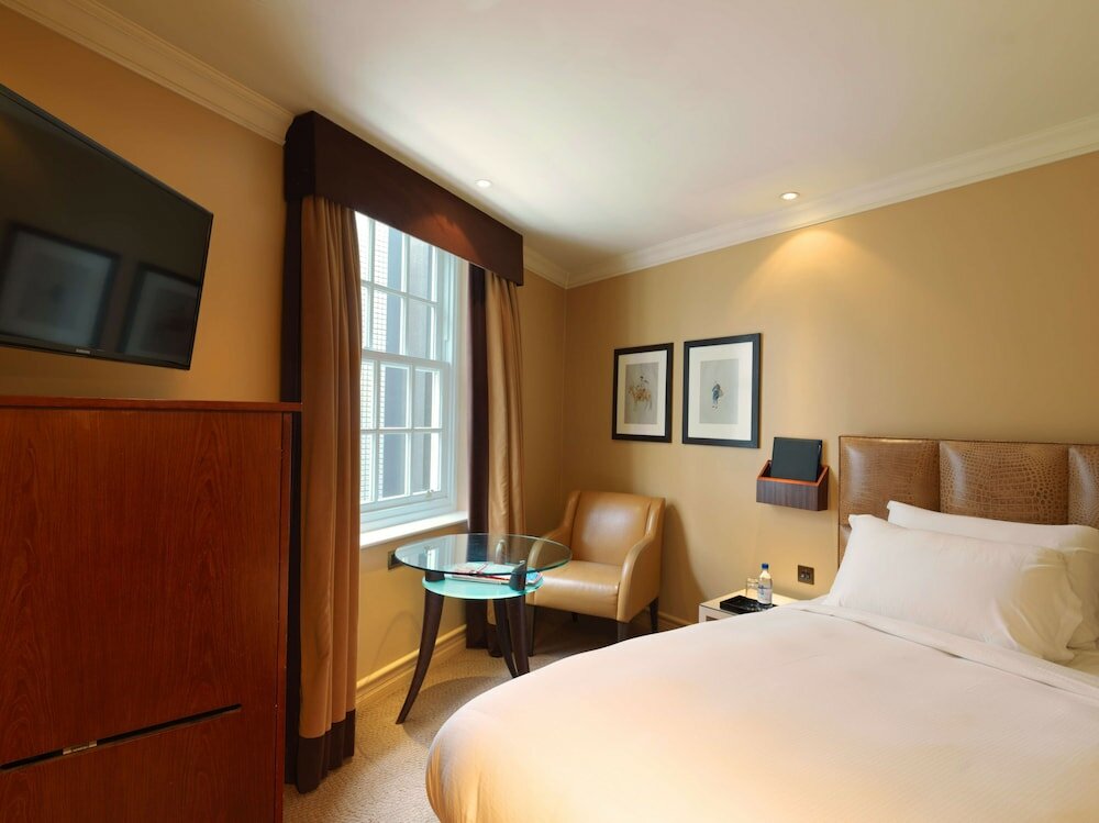 Фото Radisson Blu Edwardian Bond Street Hotel, London