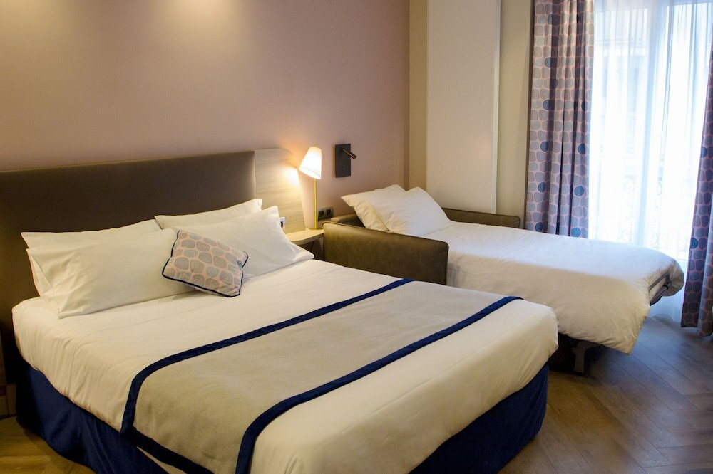 Фото Hôtel de Sévigné