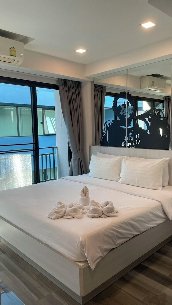 Фото Frankie's Inn