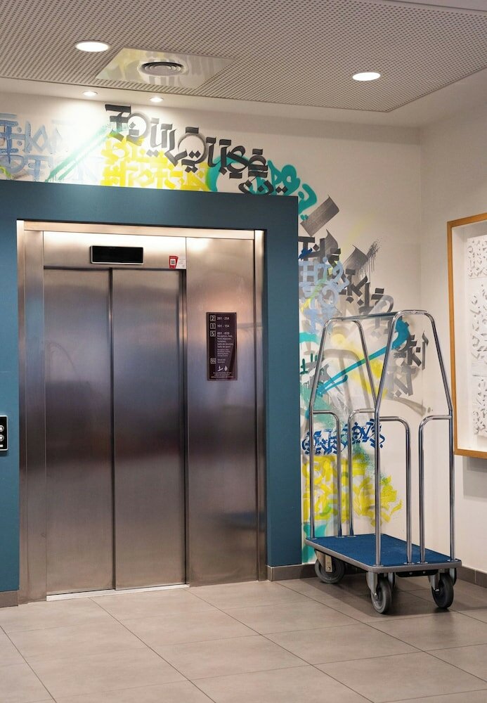 Фото Hampton by Hilton Toulouse Airport