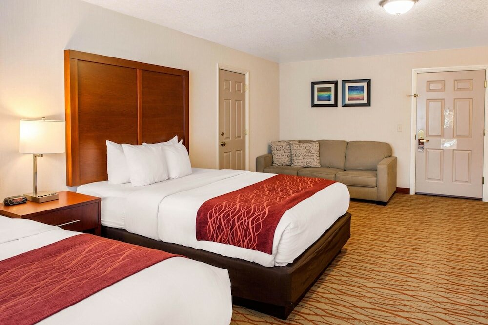 Фото Comfort Inn Mount Shasta Area