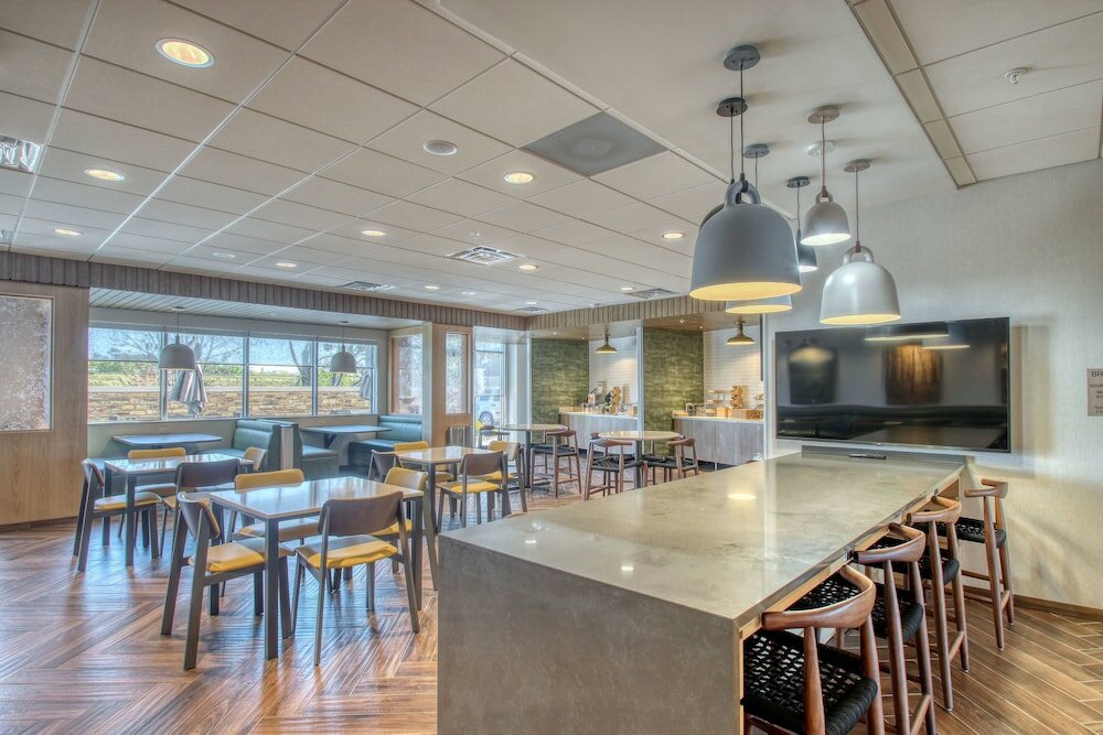 Фото Fairfield Inn & Suites by Marriott Appleton