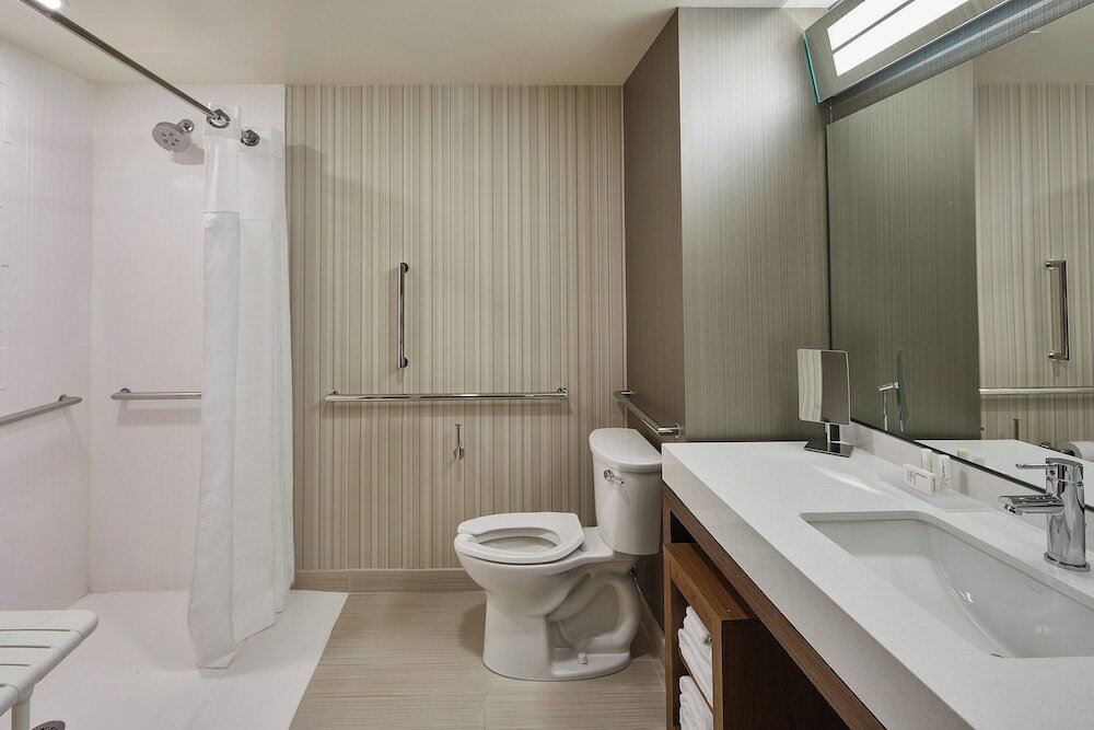 Фото Courtyard by Marriott Albany Airport