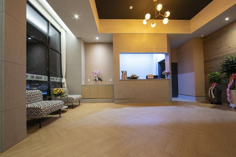 Фото Brown Dot Hotel - Jangsaengpo