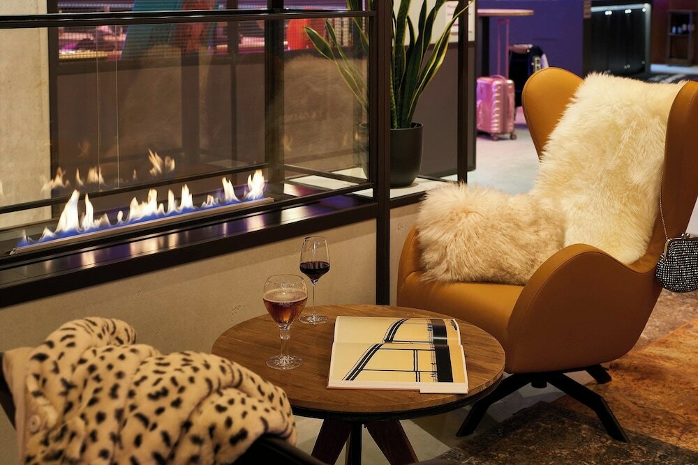 Фото Moxy Brussels City Center
