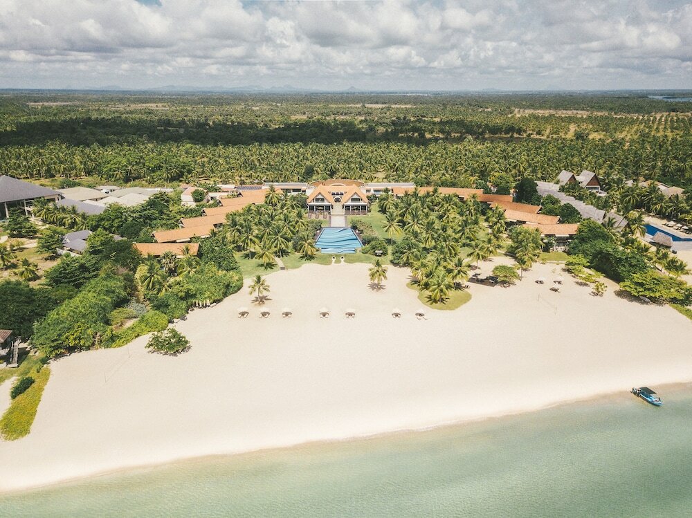 Фото Uga Bay by Uga Escapes