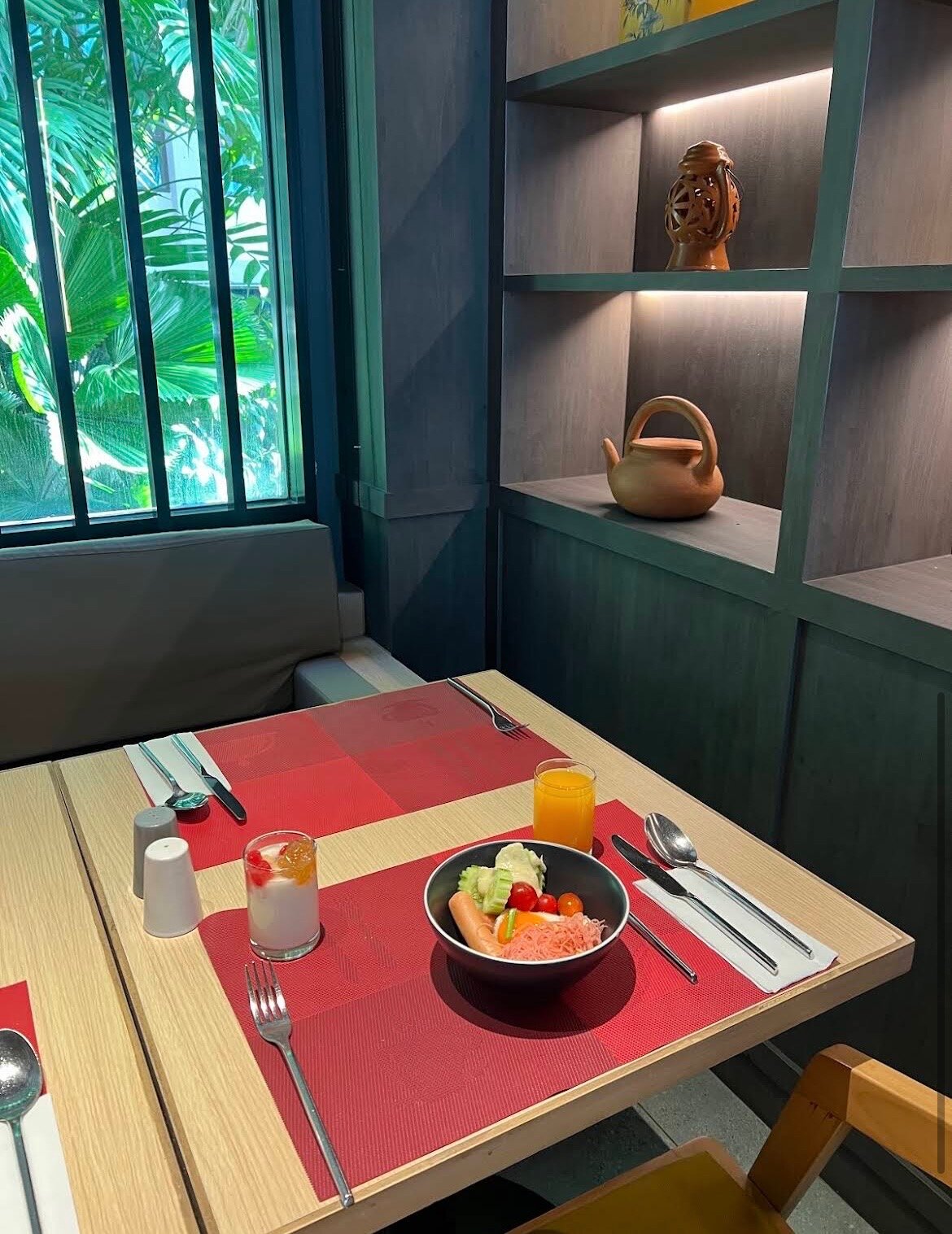 Фото Travelodge Phuket Town