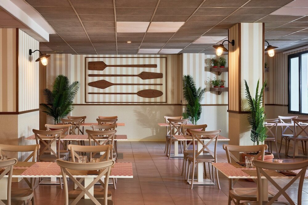 Фото Serena Majestic Hotel Residence